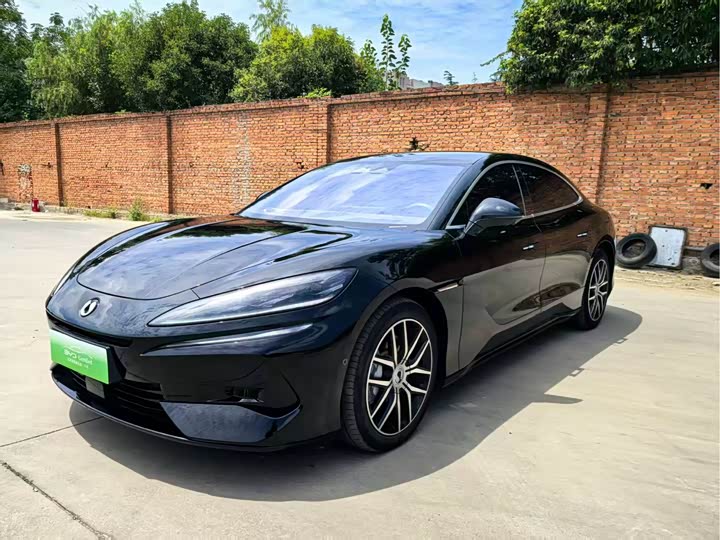 Denza Z9, 2024 — купить в Йошкар-Оле под ключ