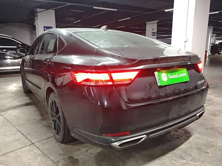 Geely Emgrand GT Hybrid, 2021 — фото 5 из 9