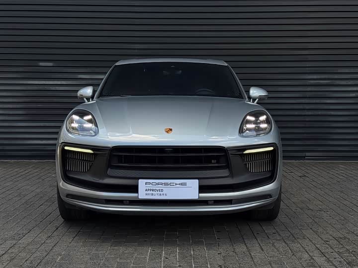 Porsche Macan, 2022 — фото 2 из 9