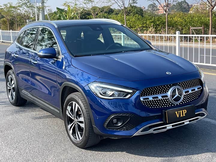 Mercedes-Benz GLA-Class, 2023 — фото 3 из 9