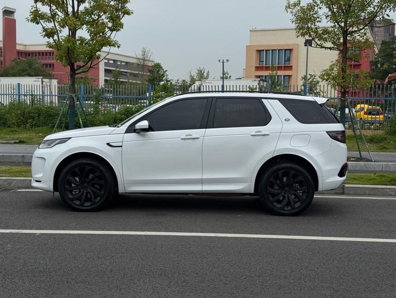 Land Rover Discovery Sport Hybrid, 2022 — фото 3 из 12