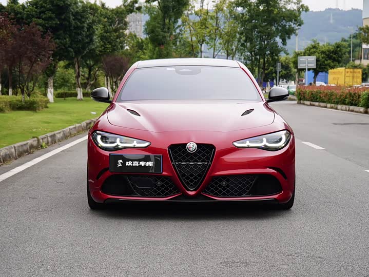 Alfa Romeo Giulia, 2026 — фото 2 из 9