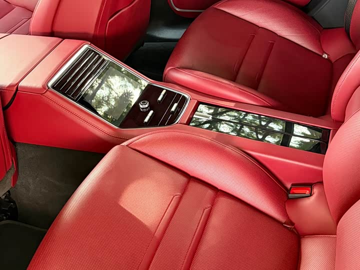 Porsche Panamera, 2022 — фото 8 из 9
