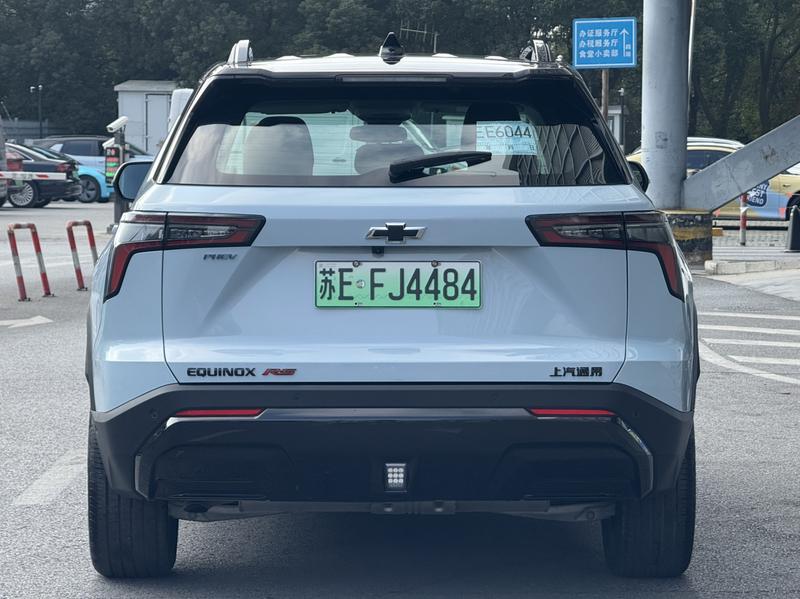 Chevrolet Equinox Plus, 2025 — фото 4 из 11
