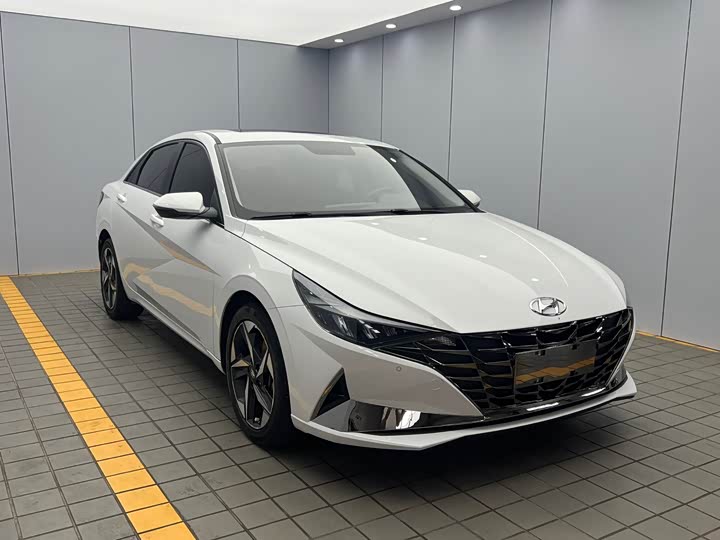 Hyundai Elantra N line, 2022 — фото 3 из 9