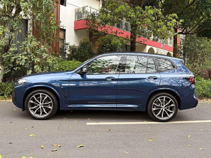BMW X3, 2022 — фото 3 из 9