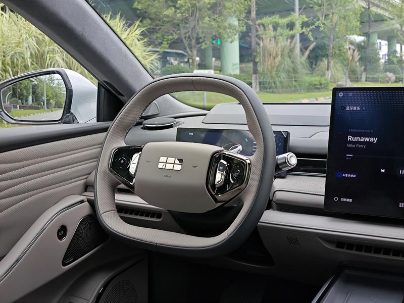 Geely Galaxy Starshine 8 EM-i, 2025 — фото 9 из 12