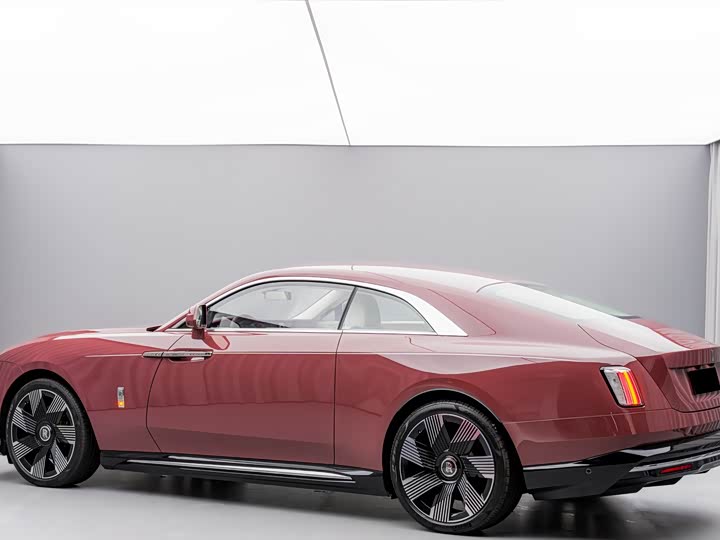 Rolls-Royce Spectre, 2026 — фото 9 из 9