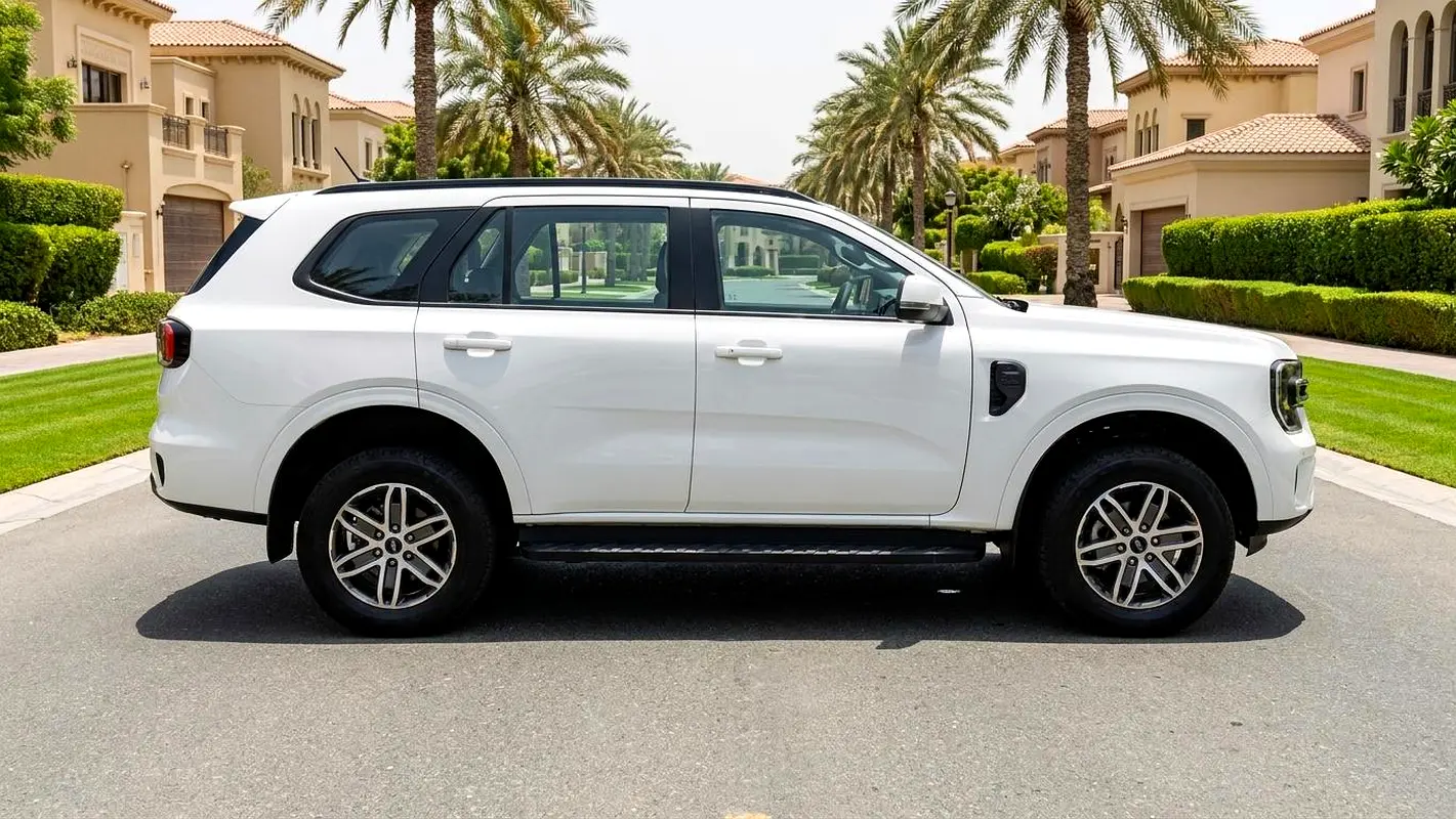 Ford Everest, 2024 — фото 5 из 10