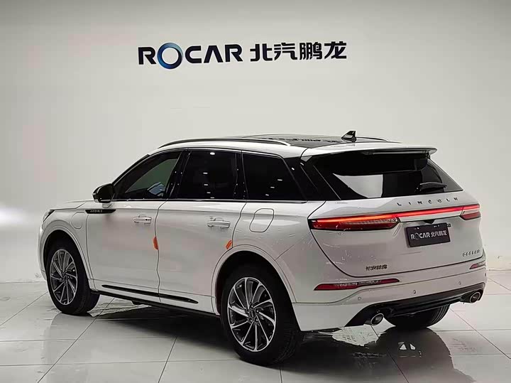 Lincoln Corsair Hybrid, 2022 — фото 4 из 9