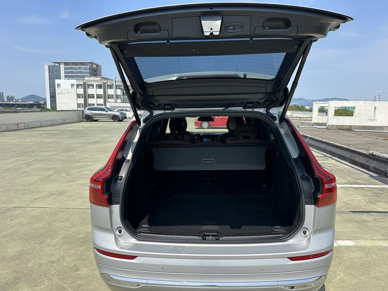Volvo XC60, 2021 — фото 12 из 12