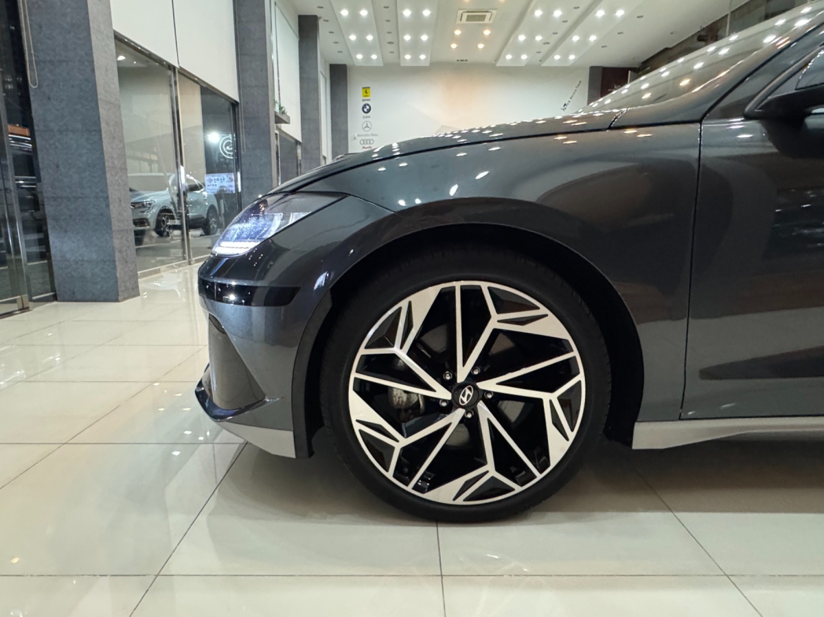 Hyundai Ioniq 6, 2023 — фото 5 из 12