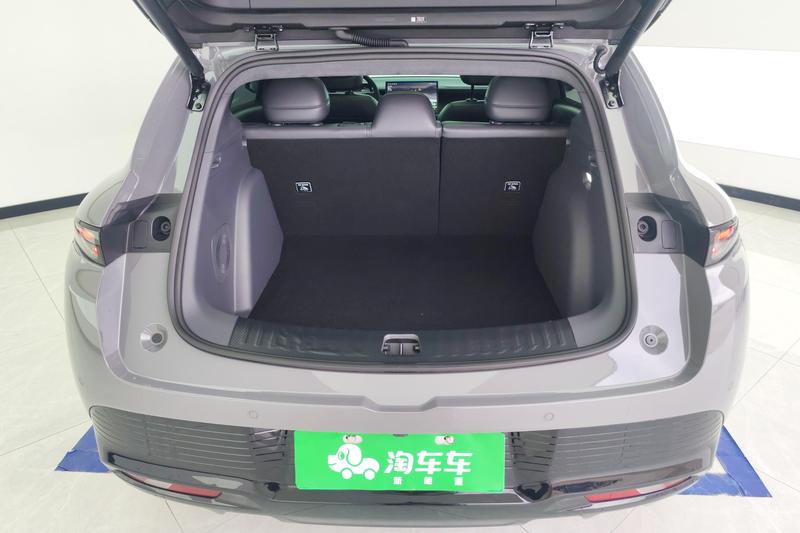 Leapmotor Lafa5, 2025 — фото 12 из 12