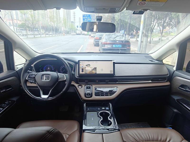 Honda Odyssey, 2023 — фото 8 из 12