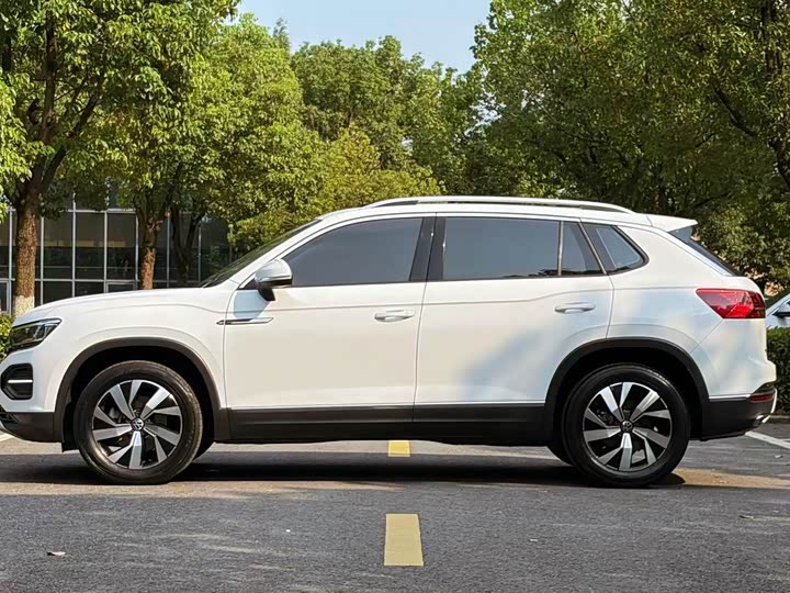 Volkswagen Tayron, 2022 — фото 8 из 9