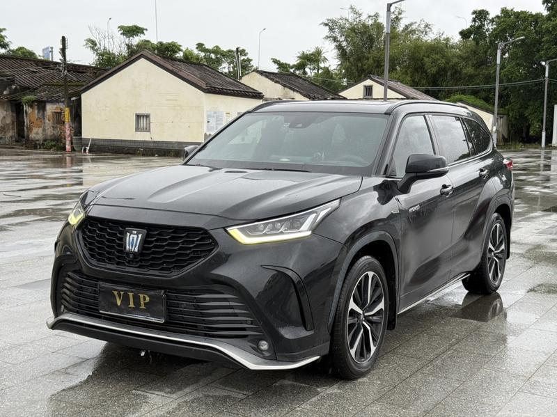 Toyota Crown Kluger, 2021 — купить в Саратове под ключ