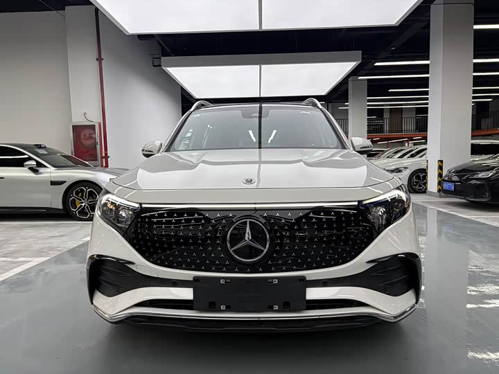 Mercedes-Benz EQB, 2026 — фото 2 из 9