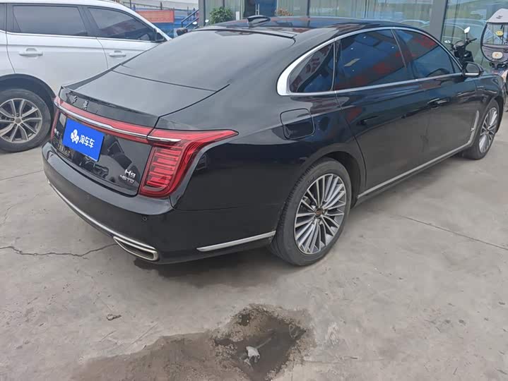 Hongqi H9, 2022 — фото 3 из 9