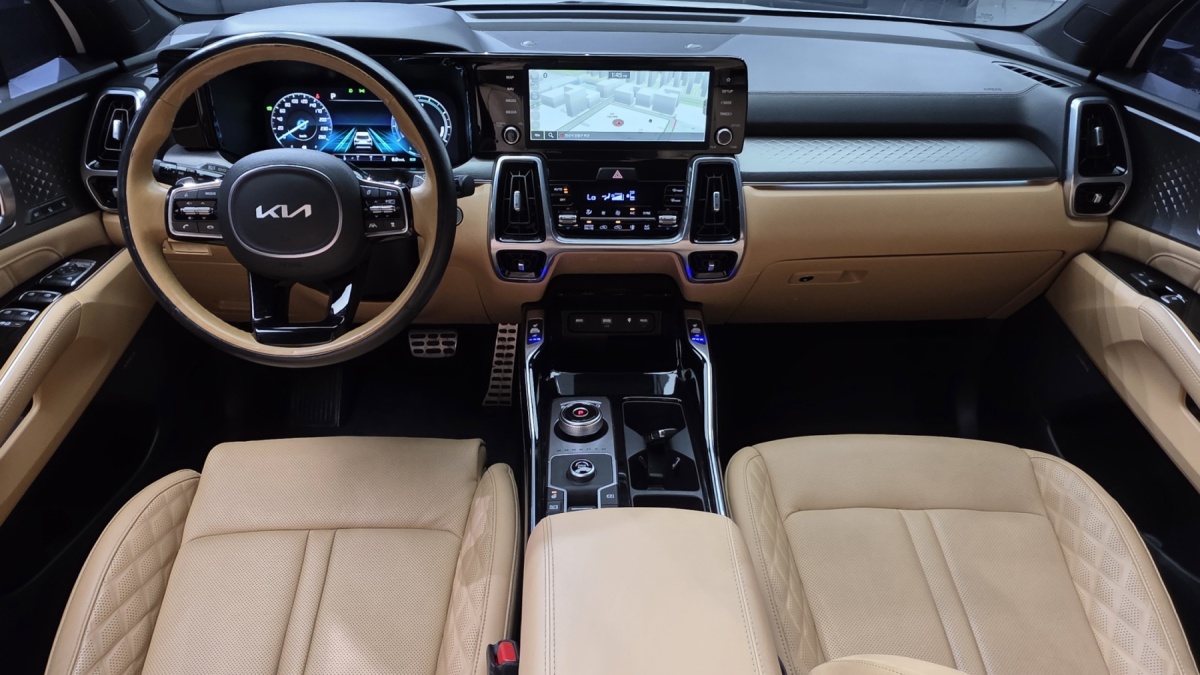 Kia Sorento, 2023 — фото 6 из 12