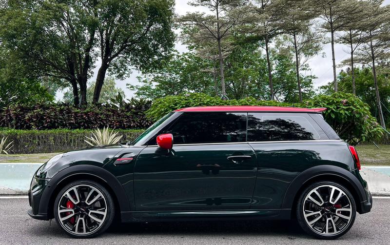 Mini Mini JCW, 2022 — фото 4 из 12