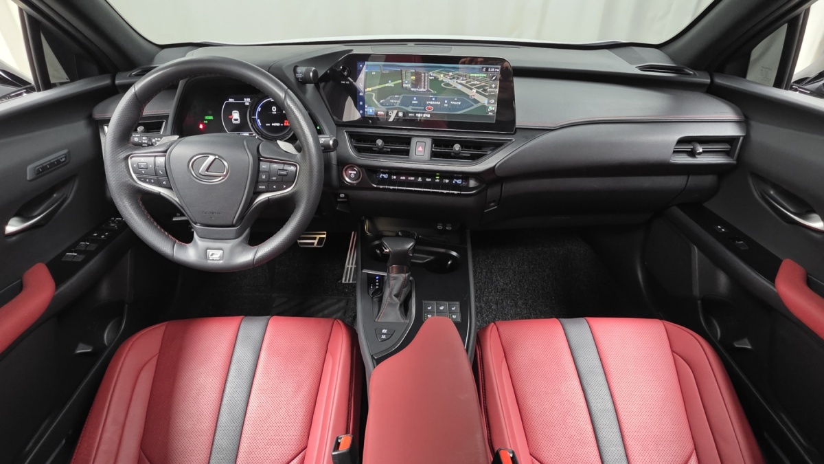 Lexus UX, 2023 — фото 7 из 12