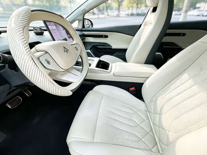 GAC Hyptec GT, 2024 — фото 4 из 9