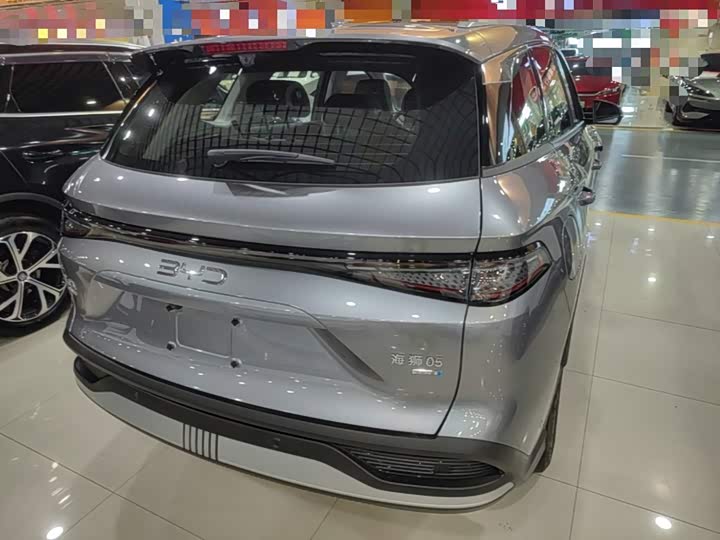 BYD Sea Lion 05 DM-i Hybrid, 2026 — фото 7 из 9