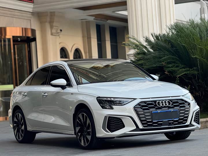 Audi A3, 2024 — фото 3 из 9