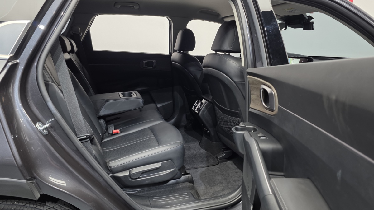 Kia Sorento, 2022 — фото 11 из 12