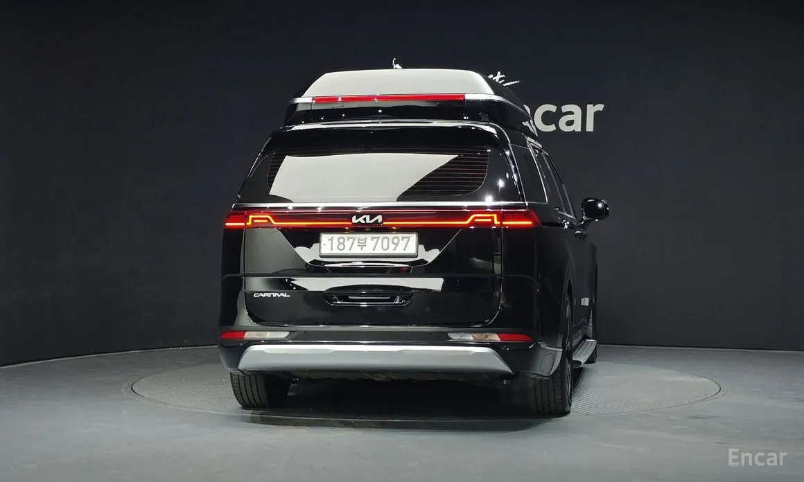 Kia Carnival, 2022 — фото 4 из 12