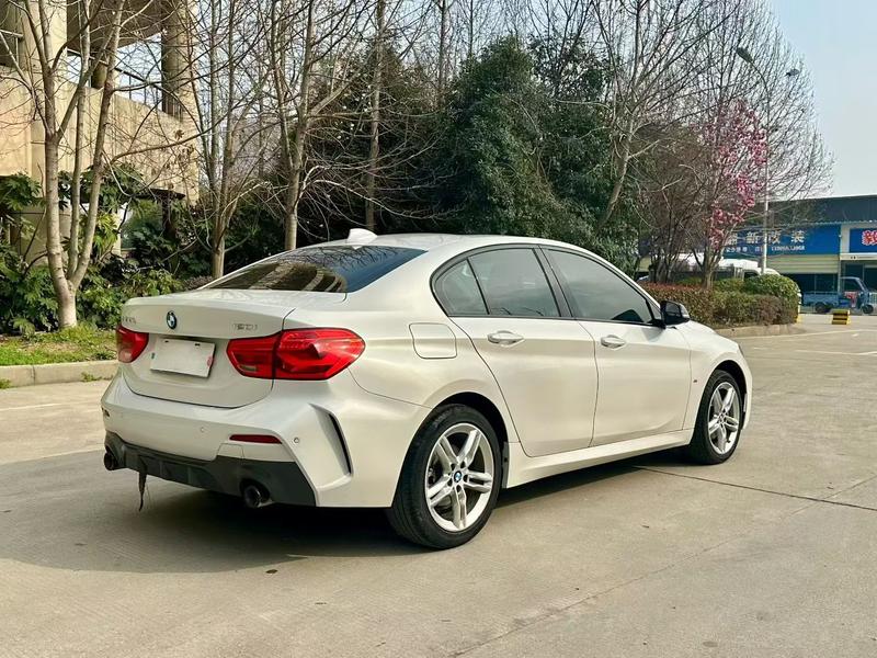 BMW 1 Series, 2022 — фото 6 из 10