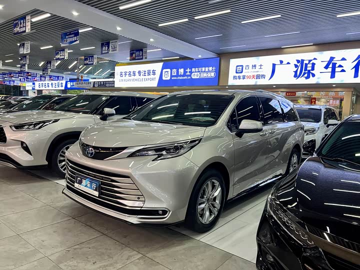 Toyota Sienna, 2021 — купить в Калуге под ключ