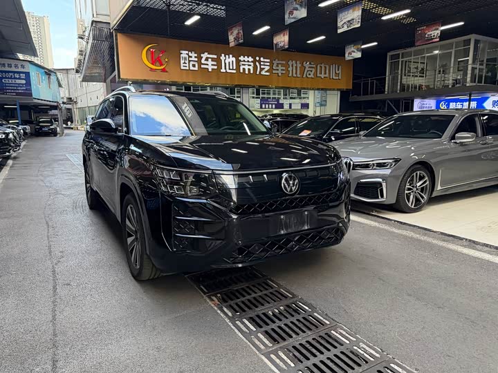 Volkswagen Teramont Pro, 2025 — фото 3 из 9