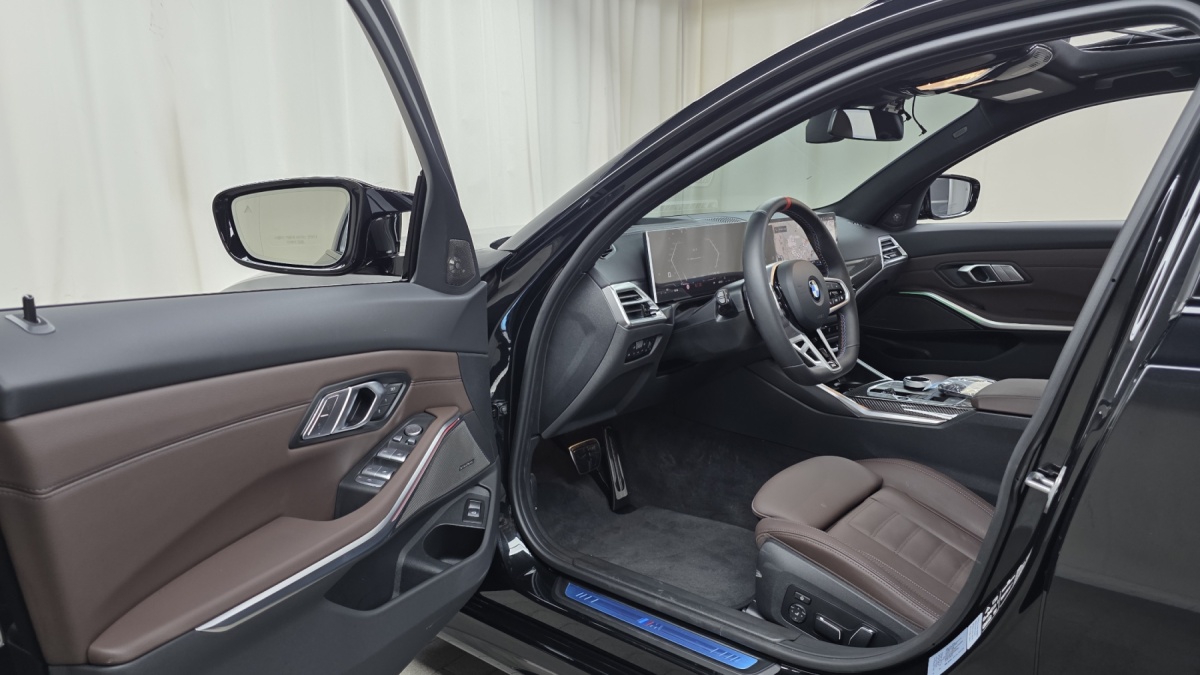 BMW 3 Series, 2025 — фото 10 из 12