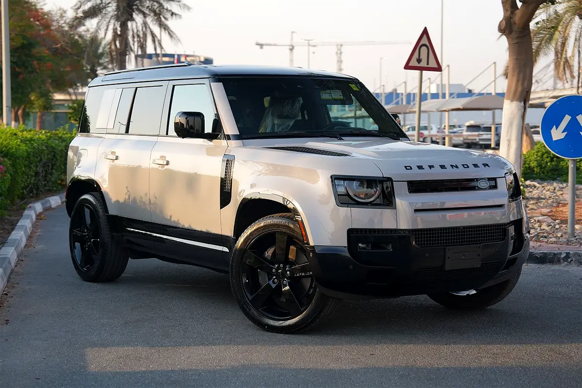 Land Rover Defender, 2026