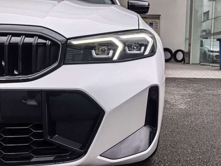 BMW 3 Series, 2025 — фото 4 из 9