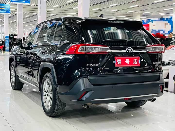 Toyota Wildlander, 2022 — фото 4 из 9