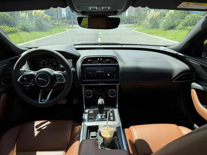 Jaguar XE L, 2022 — фото 5 из 12