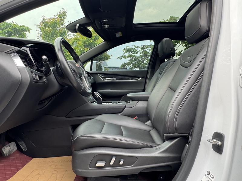 Cadillac XT5, 2021 — фото 12 из 12