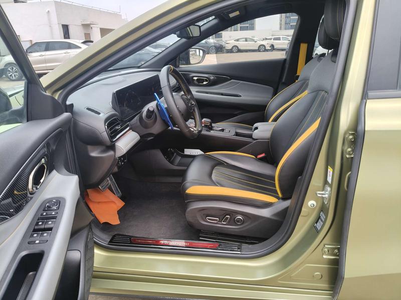 GAC Trumpchi Empow R, 2022 — фото 11 из 12