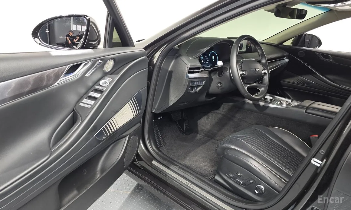 Genesis G80, 2023 — фото 10 из 12