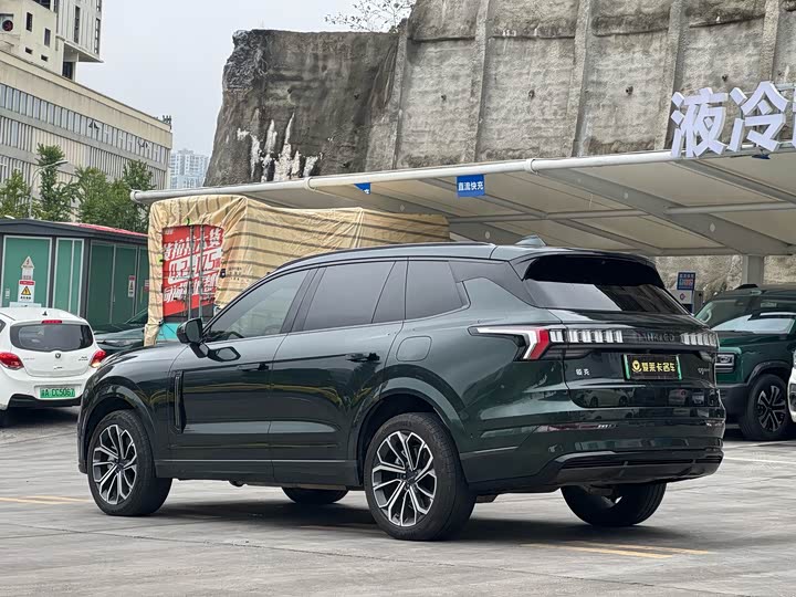 Lynk & Co 09 EM-P Hybrid, 2023 — фото 4 из 9