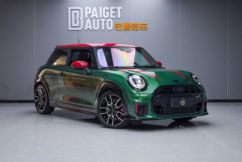 Mini Mini JCW, 2025 — фото 3 из 12