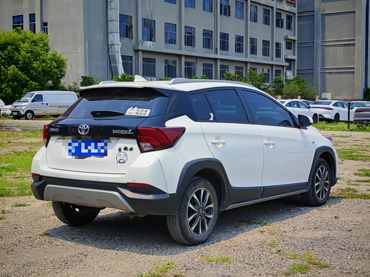 Toyota Yaris L Hatchback, 2022 — фото 9 из 9