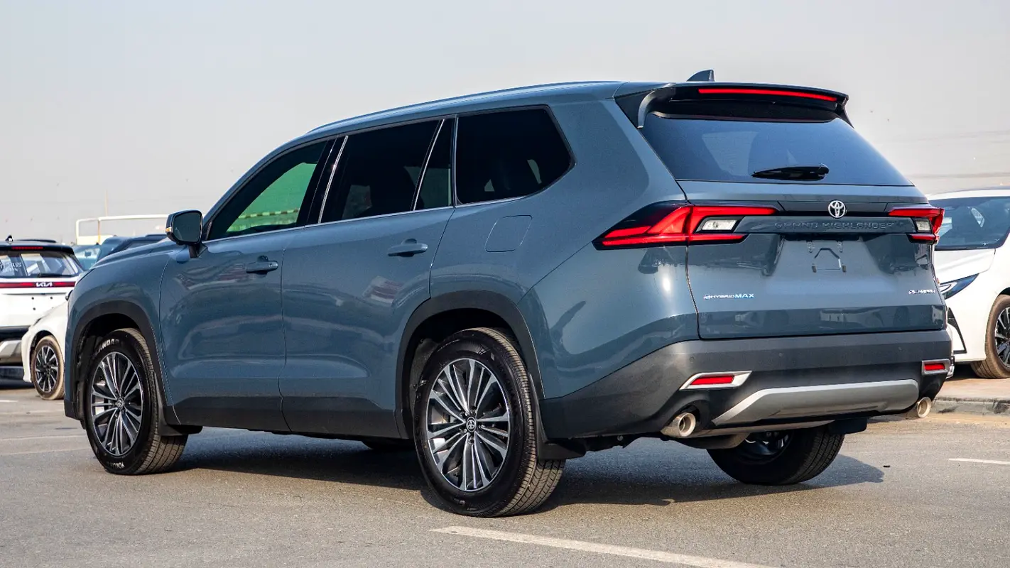 Toyota Grand Highlander, 2026 — фото 7 из 10