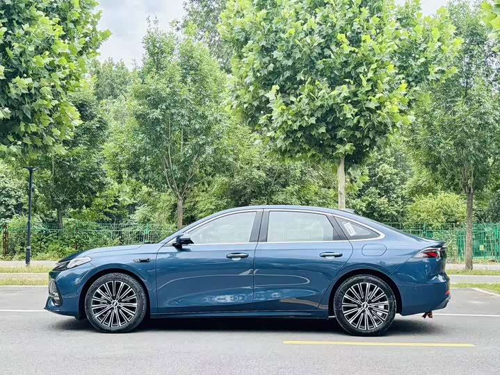 Geely Galaxy A7, 2025 — фото 3 из 9