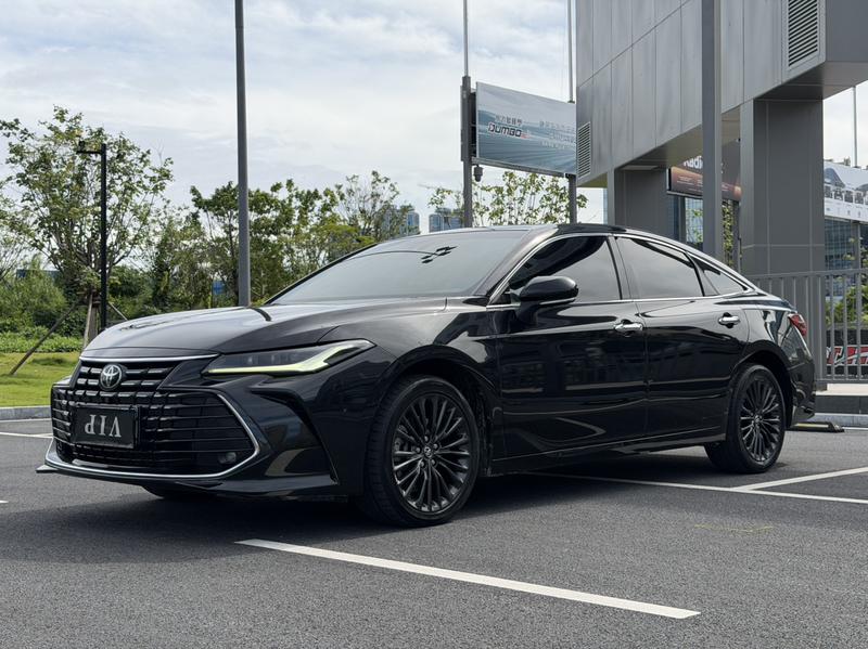 Toyota Avalon, 2023 — купить в Санкт-Петербурге под ключ