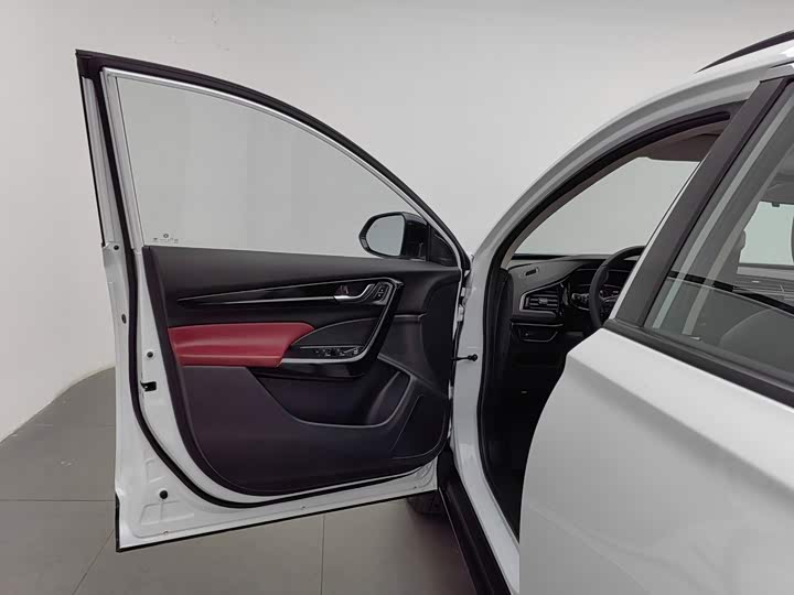 Dongfeng Aeolus AX7, 2022 — фото 8 из 9