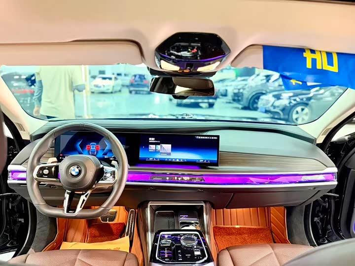 BMW 7 Series, 2023 — фото 6 из 9