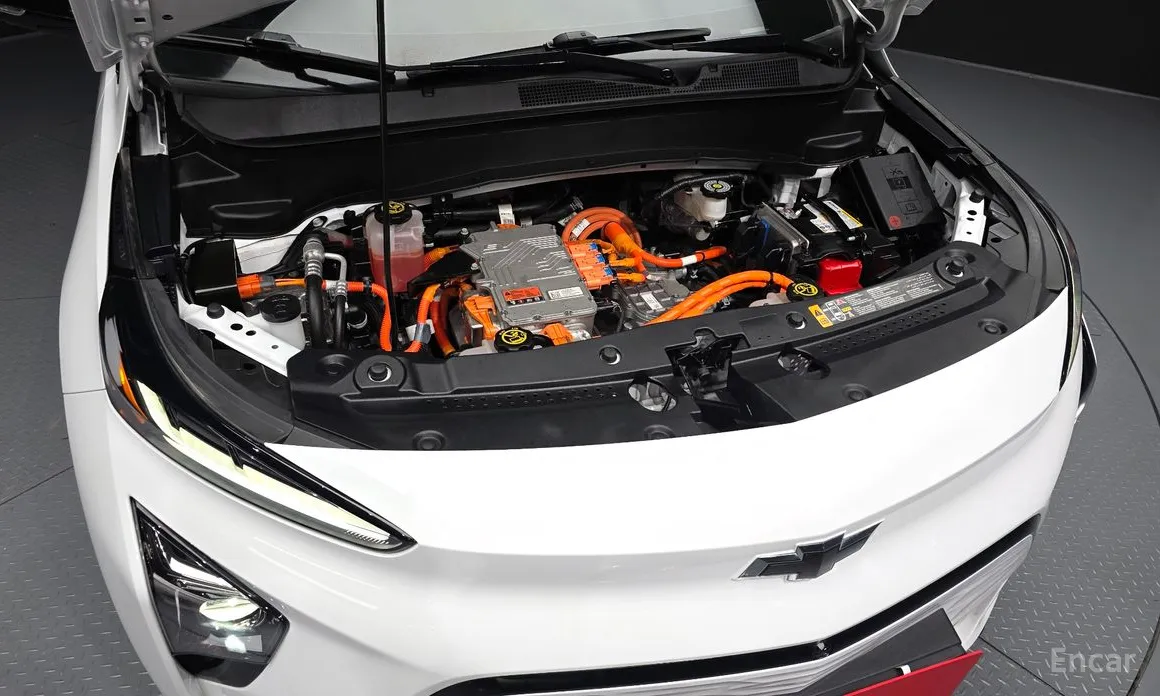 Chevrolet Bolt EUV, 2023 — фото 6 из 12